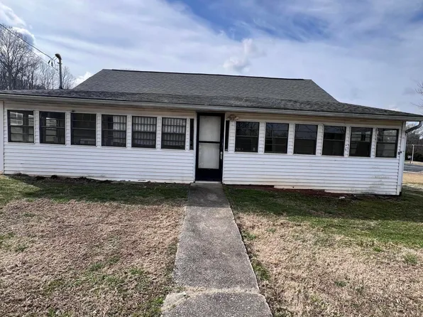 4407 Montvale Rd, Maryville, TN 37803