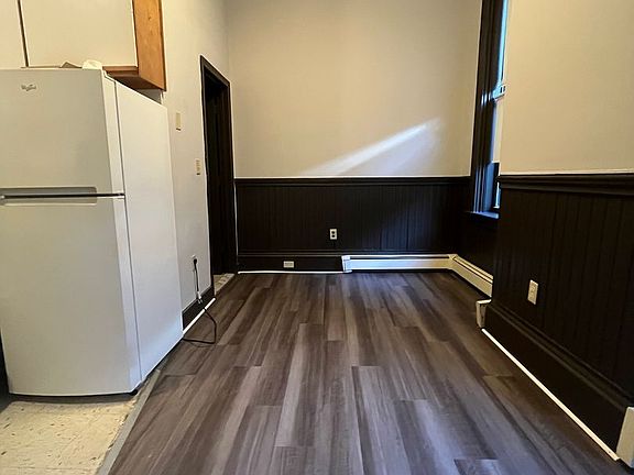 4th image of 11-153 Main St #11