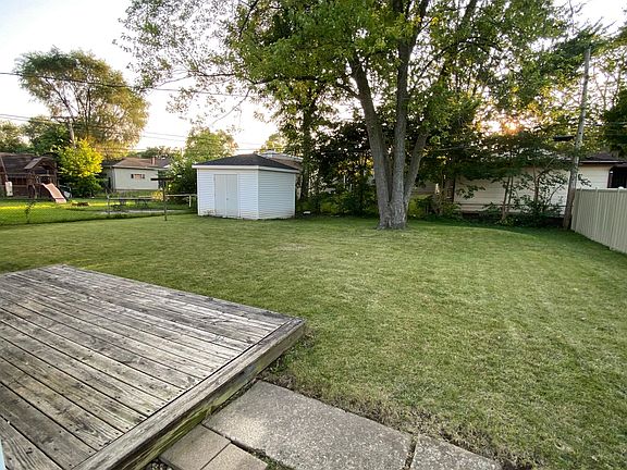 4th image of 416 Camden Ave