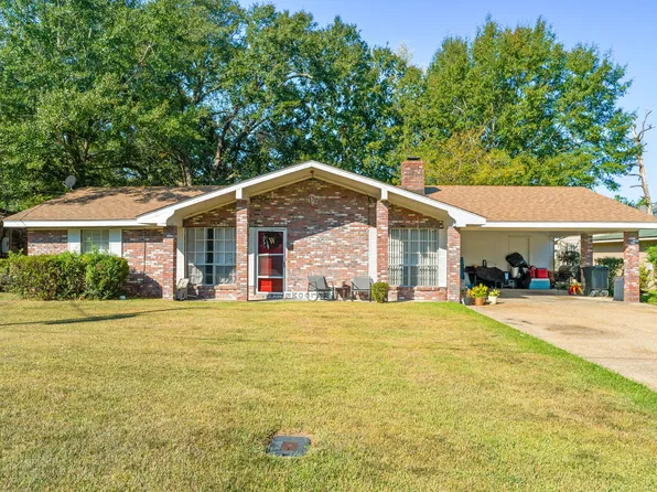 209 W Lakewood Dr, Hattiesburg, MS 39402