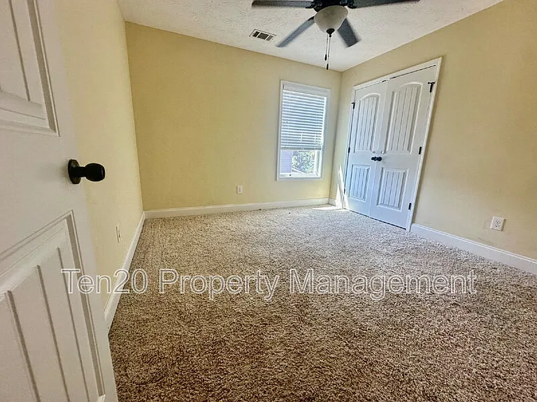 7471 Coppice Dr — Photo 5