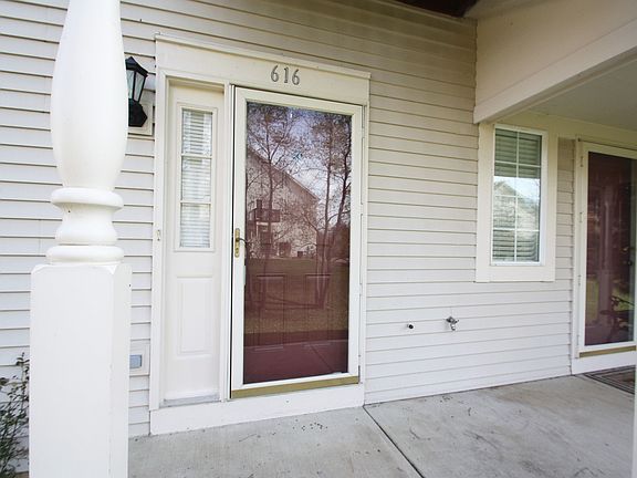 2nd image of 616 Windsor Dr #616