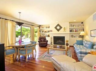 2141 E Calle Lileta, Palm Springs, CA 92262