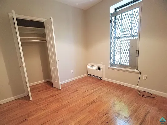 Rented by EXR | media 11