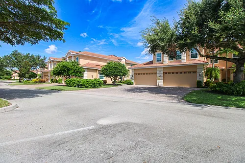 6017 Trophy Dr #601 Photo 1