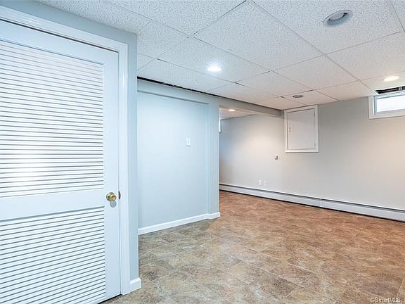 4th image of 57 Ashford St