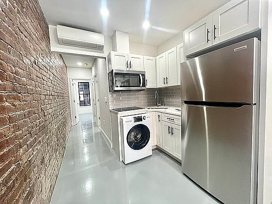 2nd image of 45 Mott St #6A