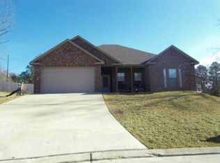 205 Nickalas Path, Pineville, LA 71360