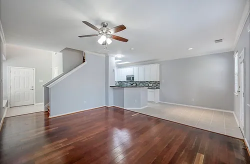 3 Peachridge Pl Photo 1