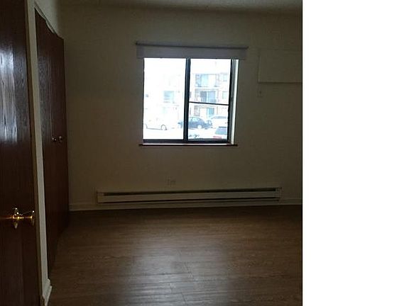 5th image of 1227 S Kings Ct #203