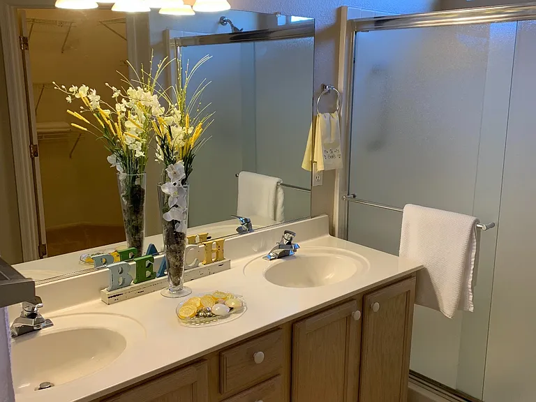 15509 W Coral Pointe Dr — Photo 14
