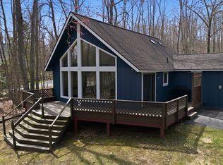 120 Michaywe Dr, Gaylord, MI 49735