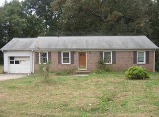 139 Maplewood Dr, Gaffney, SC 29340