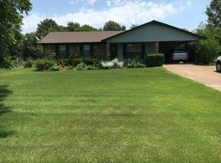 8469 Harrison St, Batesville, AR 72501