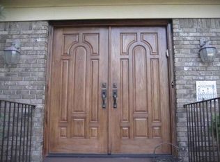 16 Darling Rd, Waldwick, NJ 07463