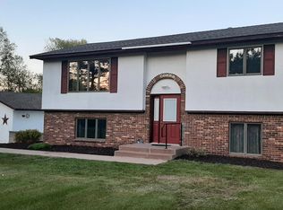 31555 Falcon Ave, Stacy, MN 55079