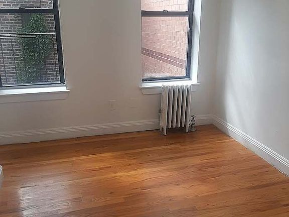 4th image of 1829 2nd Ave #12