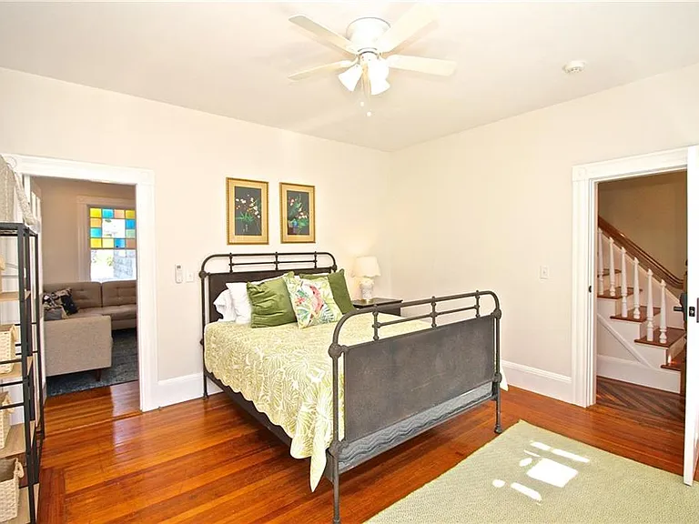 700 Thames St — Photo 32