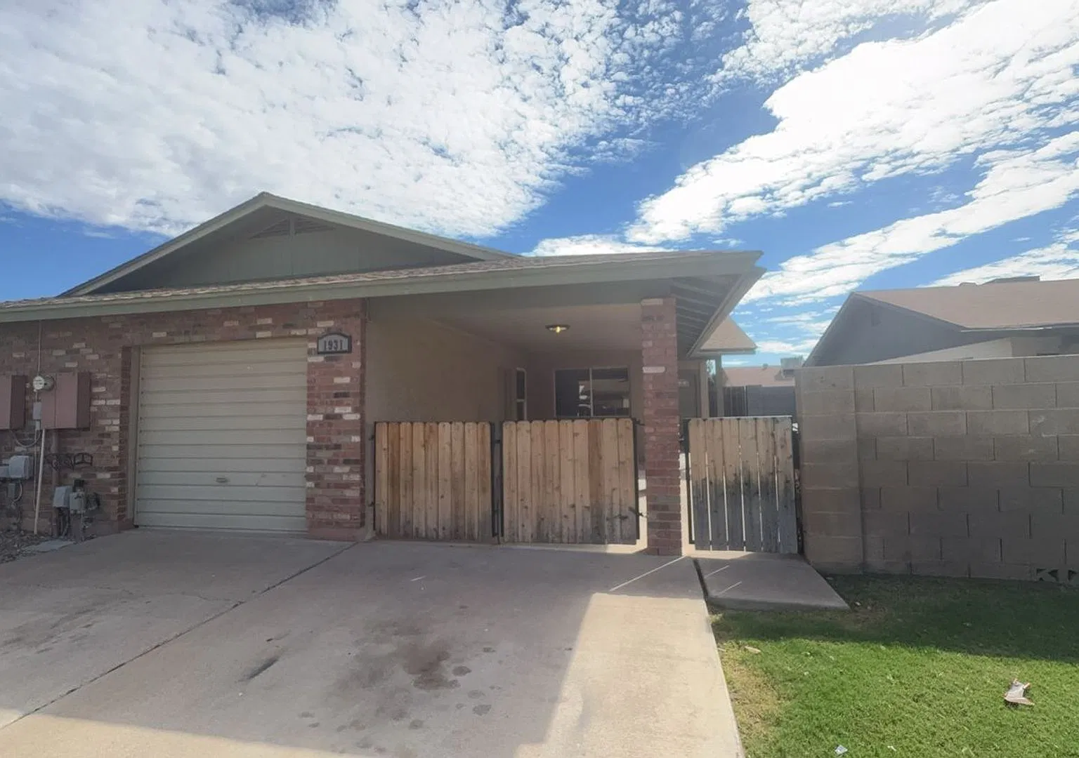 3 bedroom 2 bath in Mesa — Photo 1