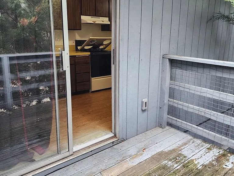 226 Mountain View Ave — Photo 10