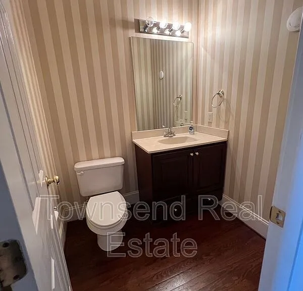 102G Person St — Photo 9
