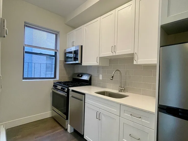 79 Park Dr #6A — Photo 3