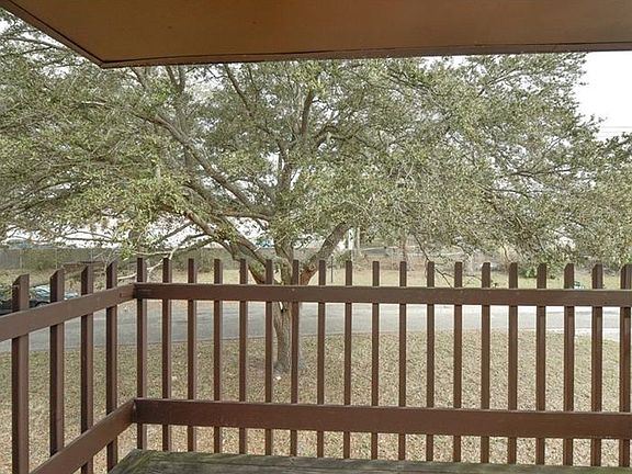 2nd image of 3271 Ramblewood Pl