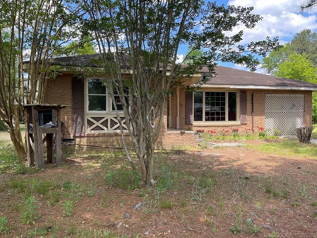 450 Elm St, Bowman, SC 29018 Zillow