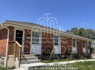 909 SW Kings Cross Rd, Blue Springs, MO 64014