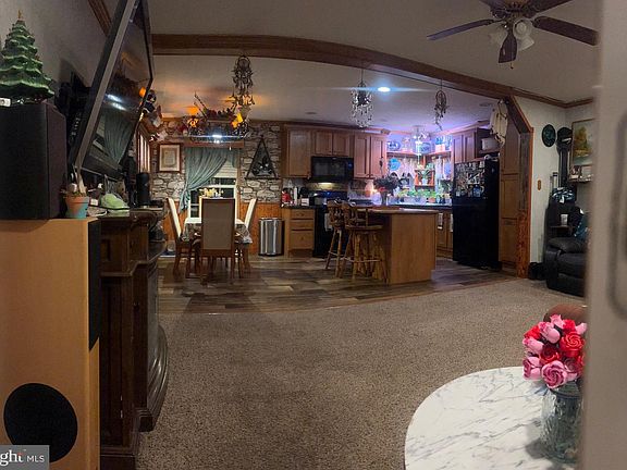 3rd image of 5232 Roseberry Dr