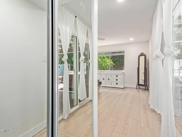 1347 W Lobo Ave — Photo 17