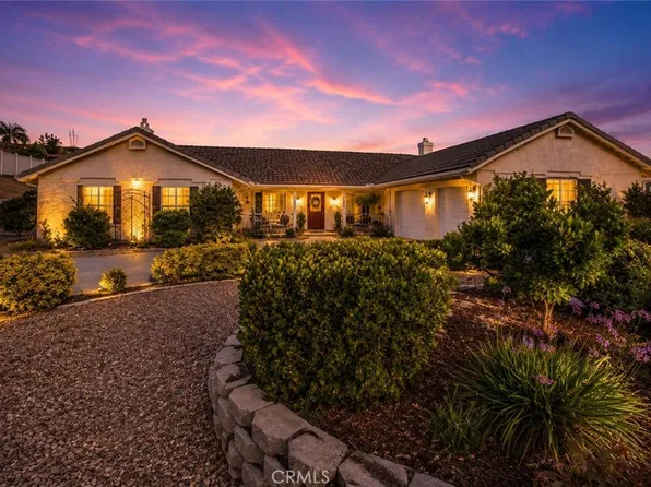 13997 Riverside Dr, Apple Valley, CA 92307