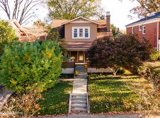 1886 Richmond Dr, Louisville, KY 40205