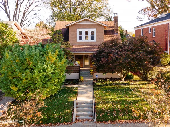 1886 Richmond Dr, Louisville, KY 40205