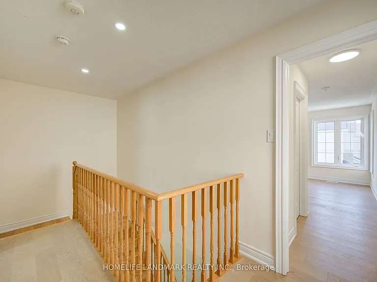 36 Latchford Ln — Photo 23