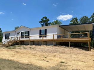 565 Midlake Ln, Many, LA 71449