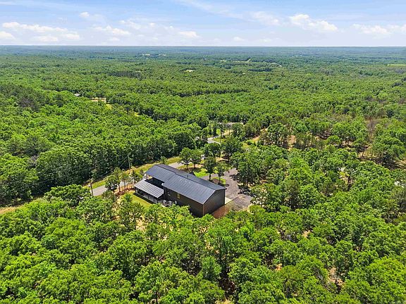 3rd image of 491 Stone Mountain Rd