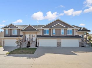 612 Riley Ln, West Branch, IA 52358