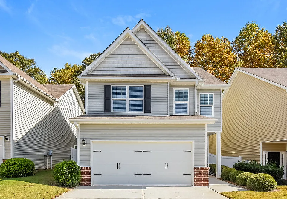 504 Hillcrest Cir
