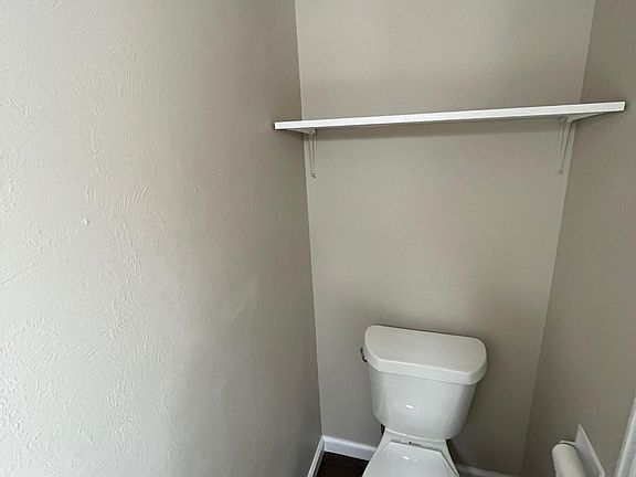 4th image of 5523 Fiesta Ln