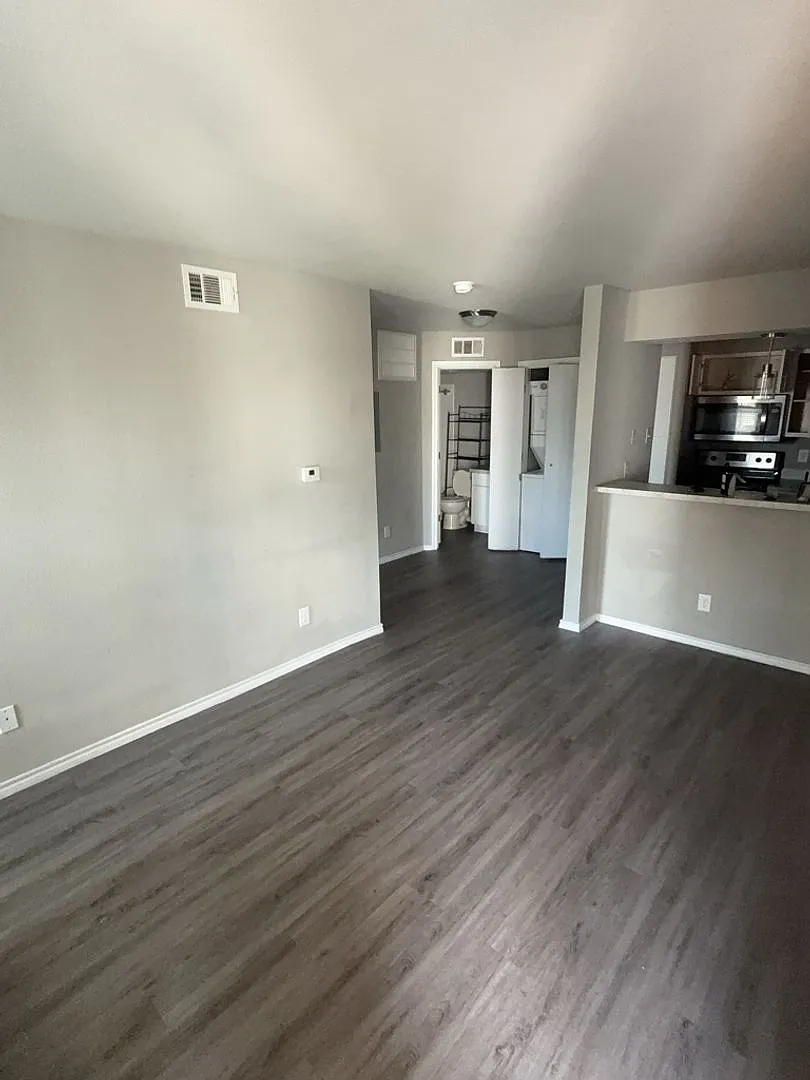 9520_Royal Ln #220 — Photo 1
