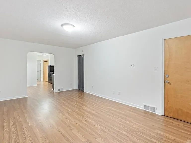 219 Victor Ave #1 — Photo 2