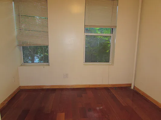 Rented by Majesty Management | media 65