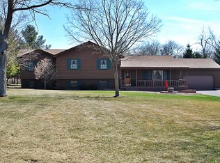 4N675 Chaffield Dr, St Charles, IL