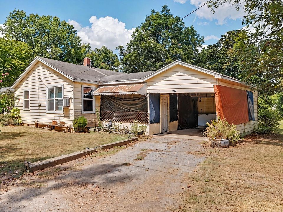 1st image of 1020 College St