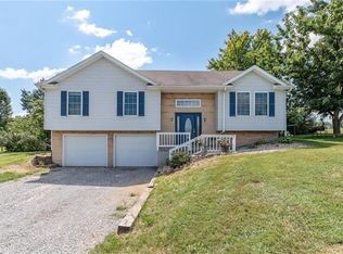 9302 NW Louise Dr, Cameron, MO 64429