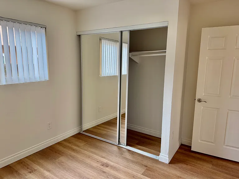 260 Lloyd St #2 — Photo 7