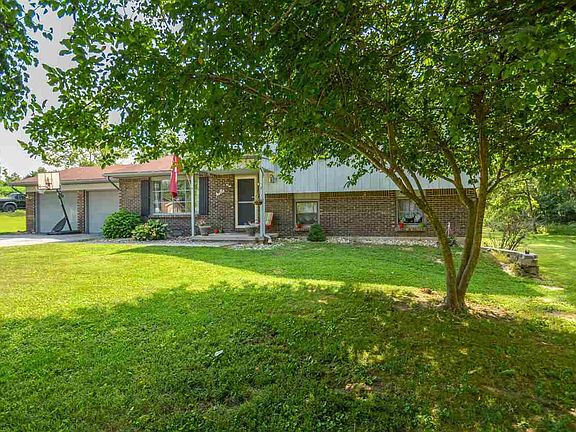3rd image of 4334 N Centennial Dr