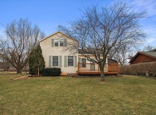 31017 82nd St, Burlington, WI 53105