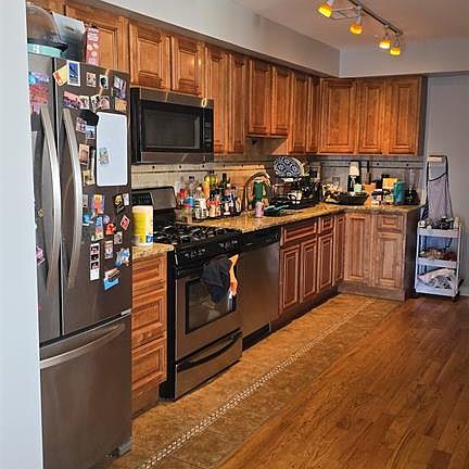 5th image of 2507 Central Ave #2
